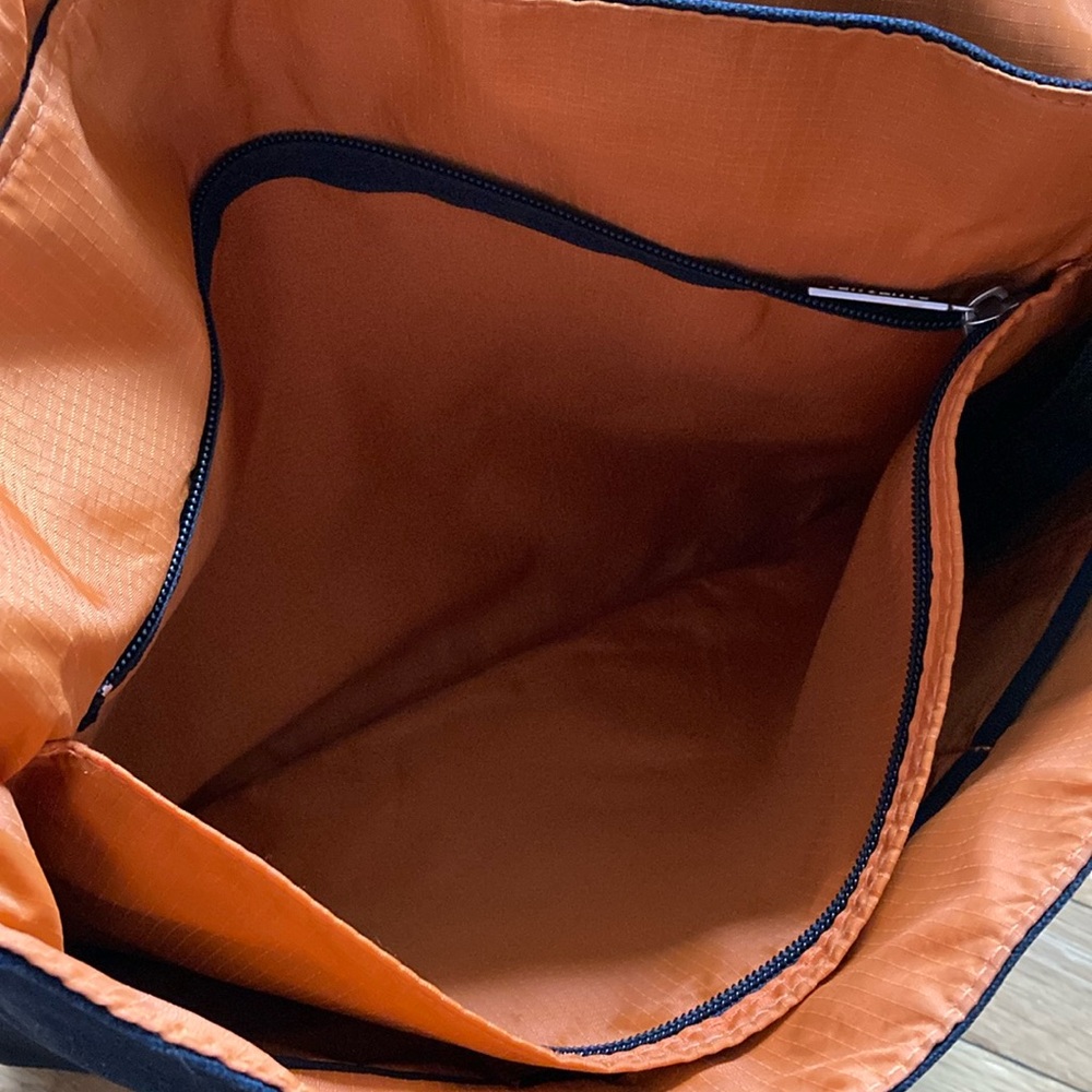 Pantone Messenger Bag - Picture 5 of 15